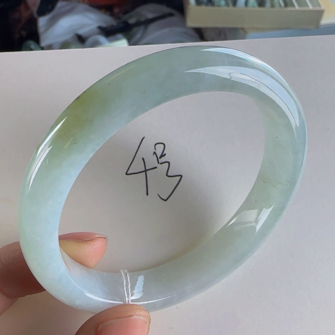 翡翠手镯未镶嵌老坑52.9圈