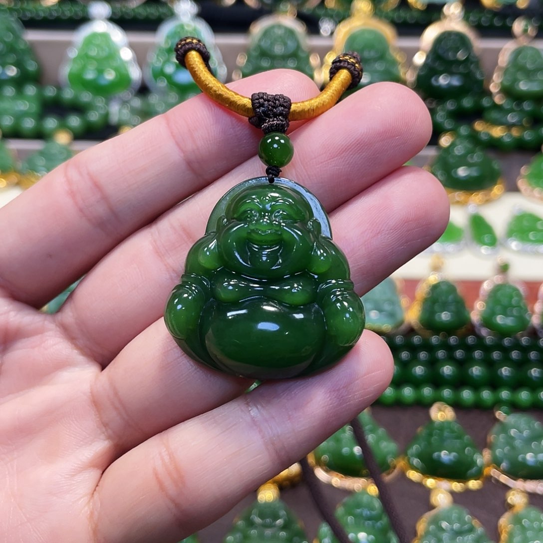 和田玉（碧玉）未镶嵌颈饰佛公35mm