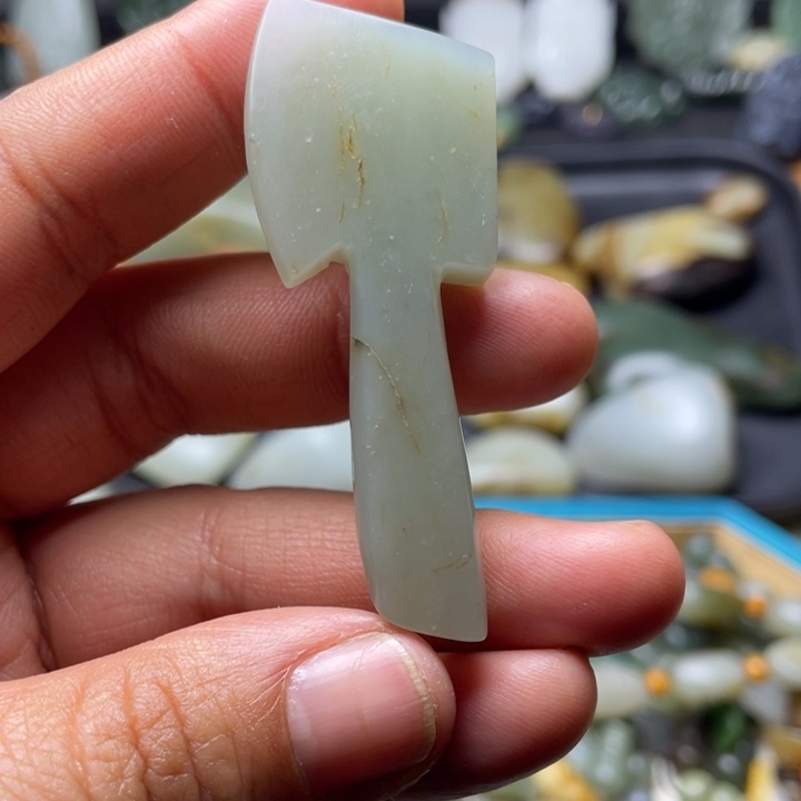 和田玉未镶嵌珠宝半成品