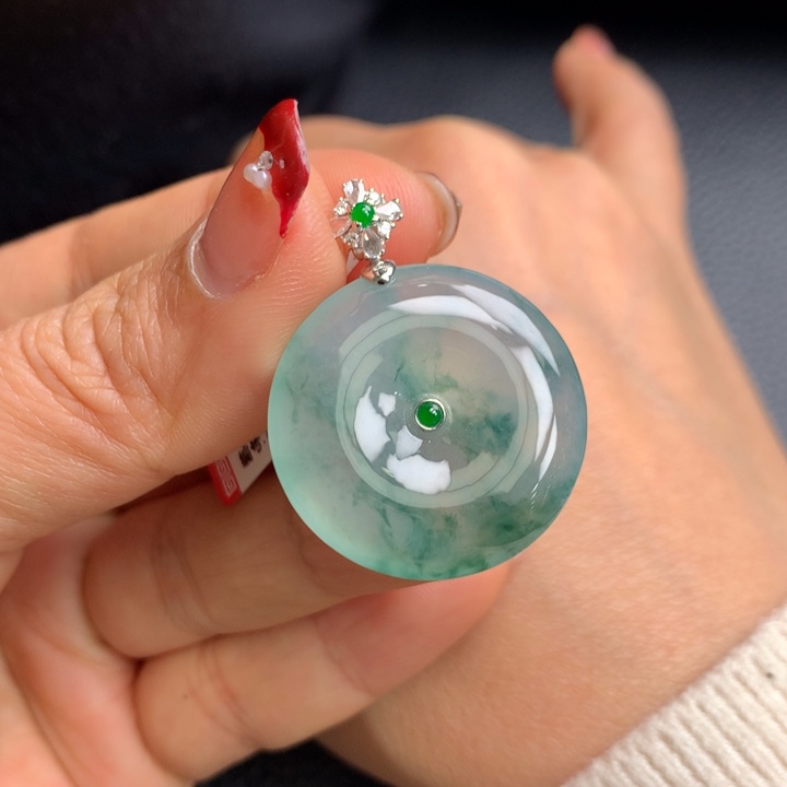 翡翠吊坠(不含链)18K金镶嵌