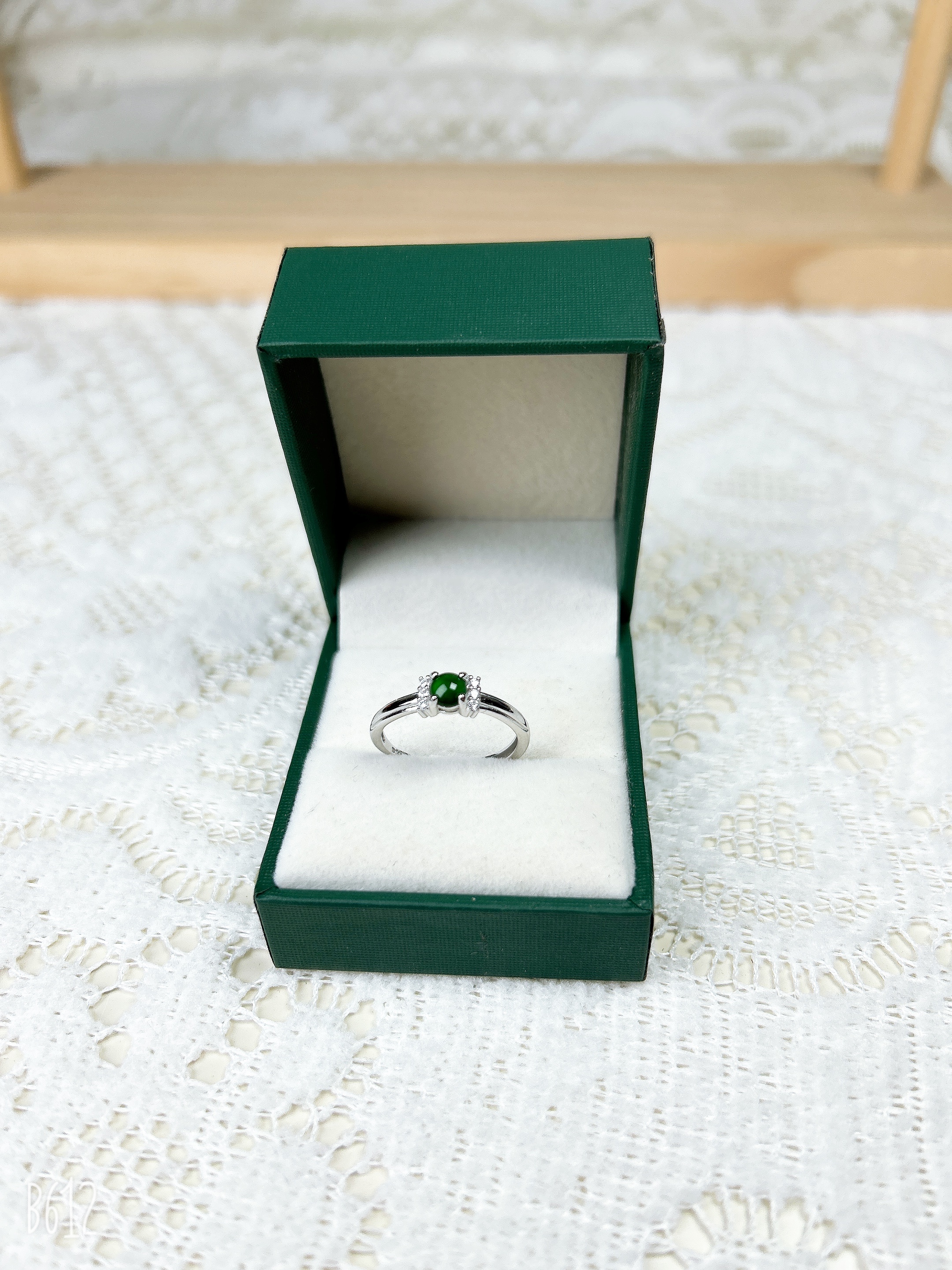 天然A货翡翠S925银镶长方形款冰绿蛋面戒指-多样性发货简约镶嵌