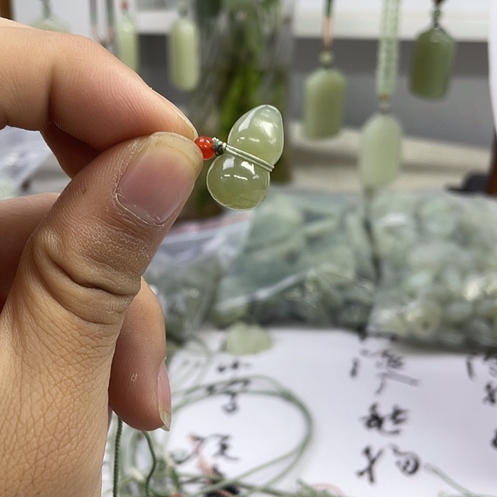 和田玉未镶嵌珠宝半成品