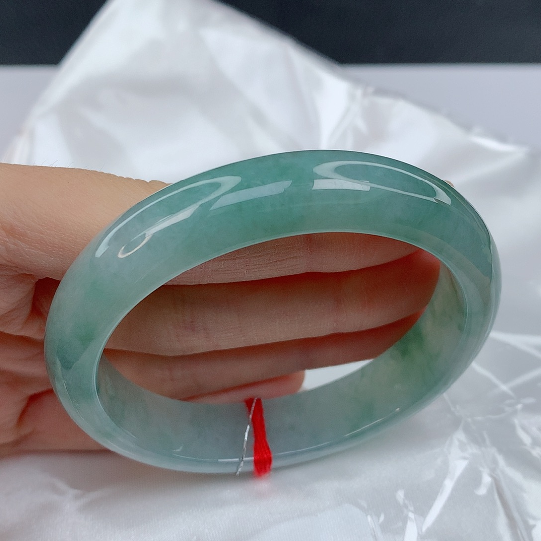 翡翠手镯未镶嵌56.6贵妃种水好