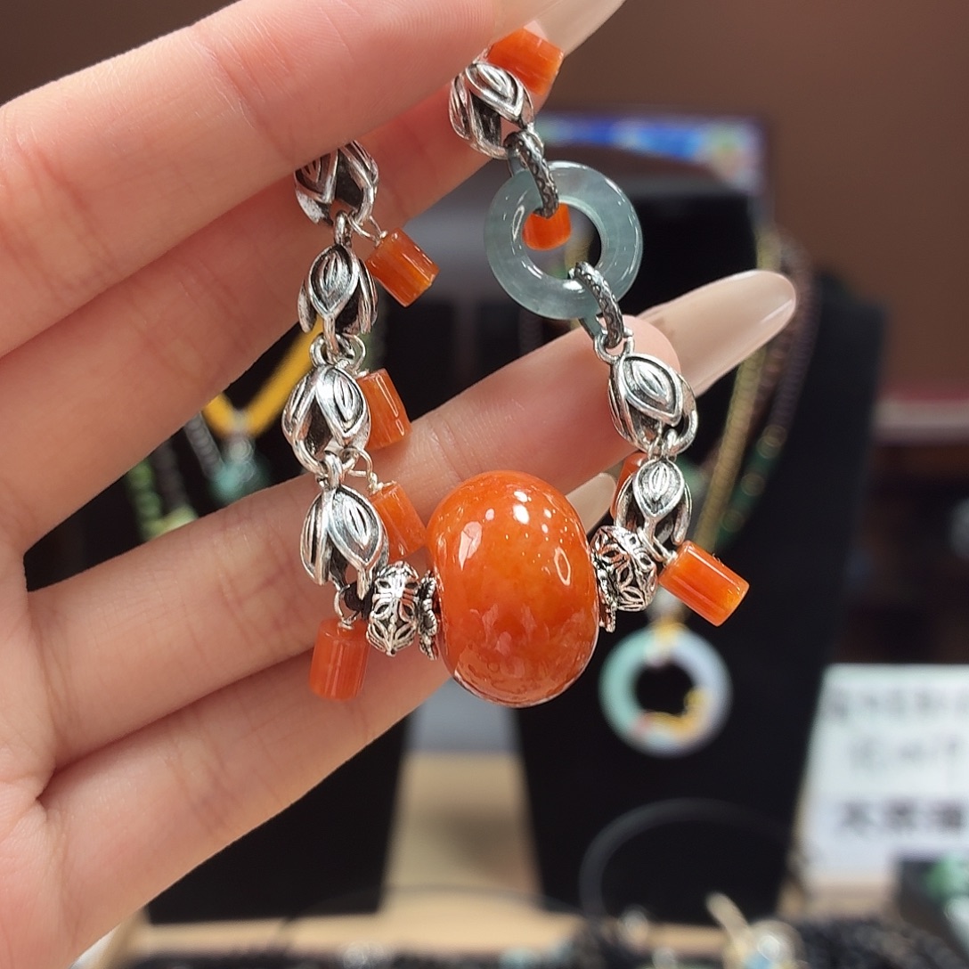 翡翠未镶嵌耳饰手串