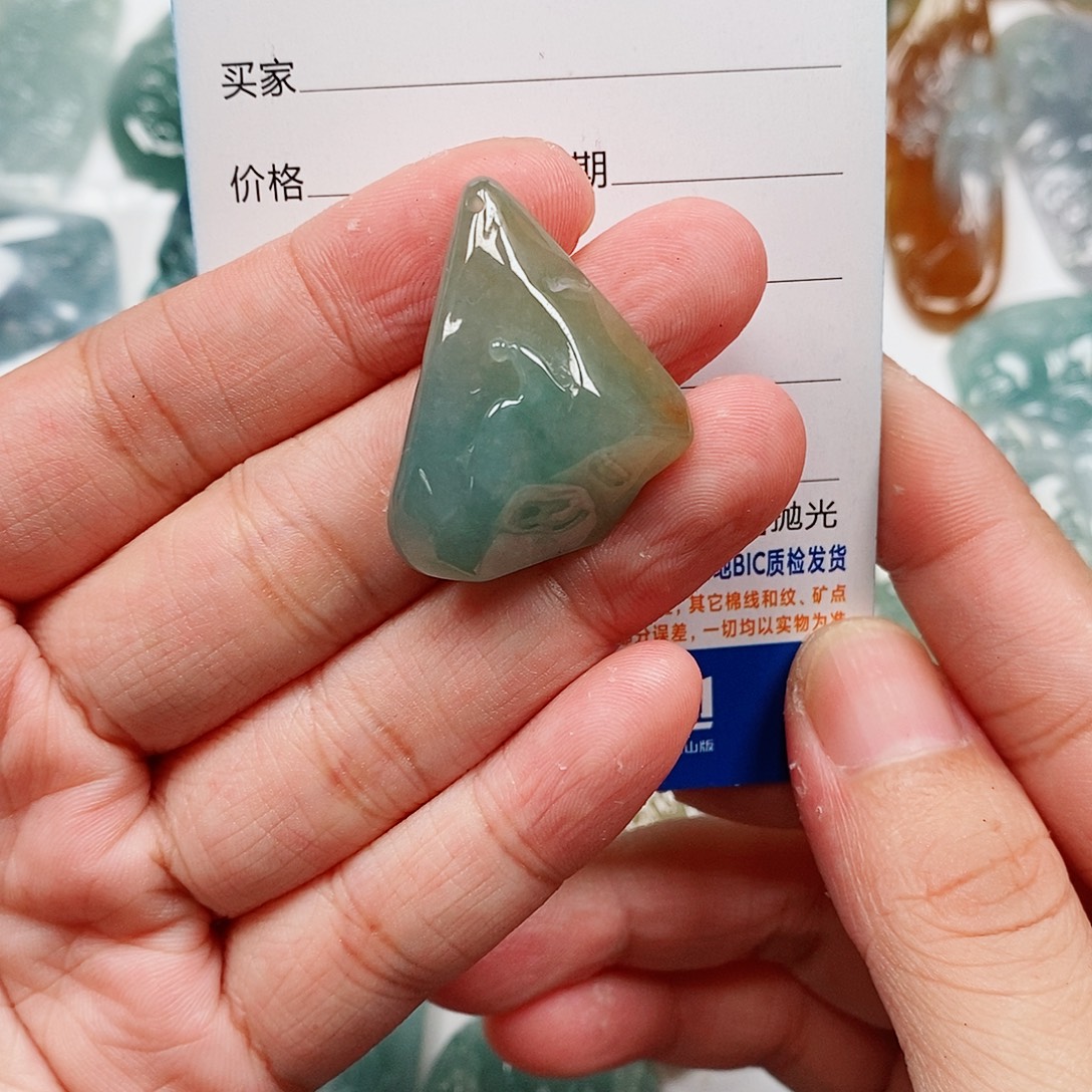 用***1颈饰未镶嵌翡翠悟道