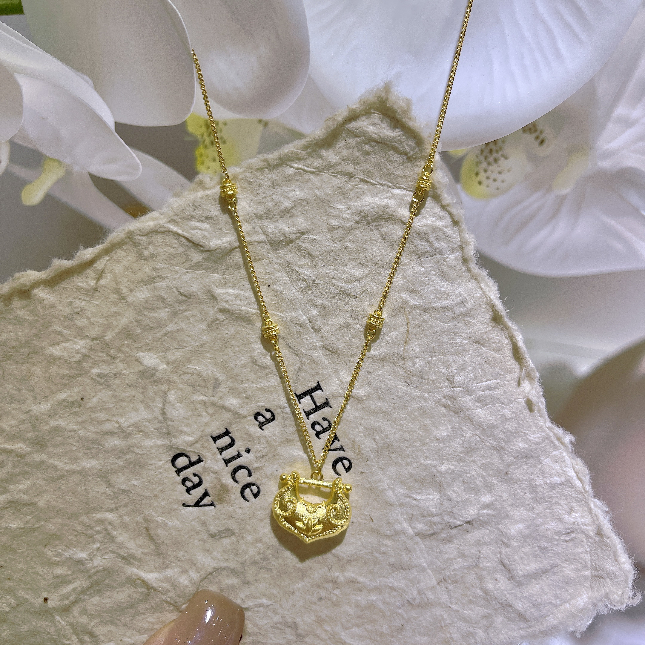 5G工艺足金999复古百搭莲花祥云锁包套链