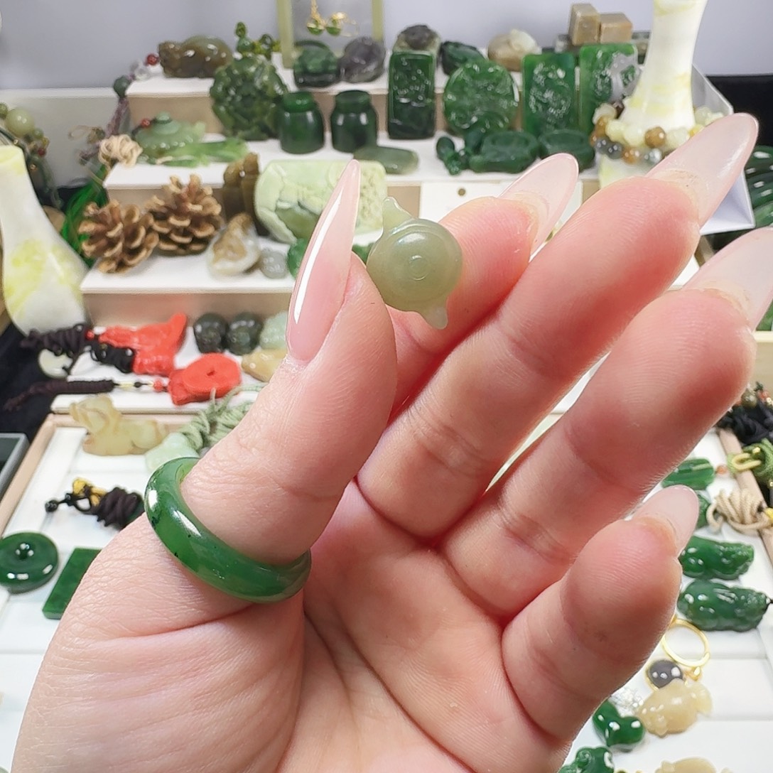 平****和田玉未镶嵌珠宝半成品