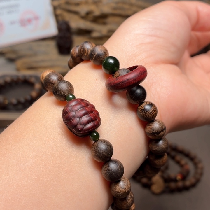 手串沉香越南芽庄瘤疤绿棋楠0.8➕小叶紫檀木雕设计
