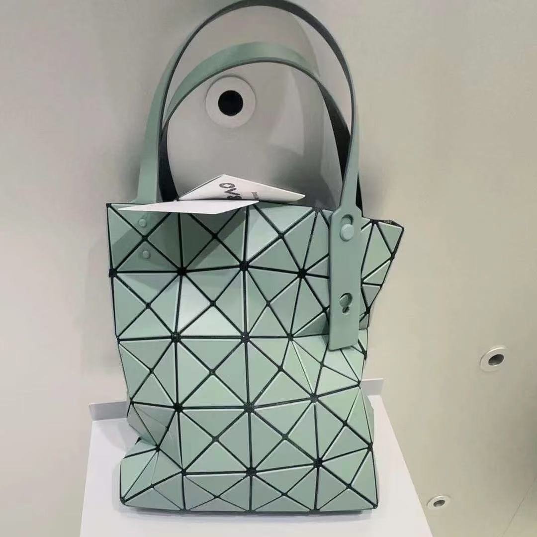 未使用 Issey Miyake/三宅一生 飞小雨Fisoy/ 限定抹茶绿大盒子