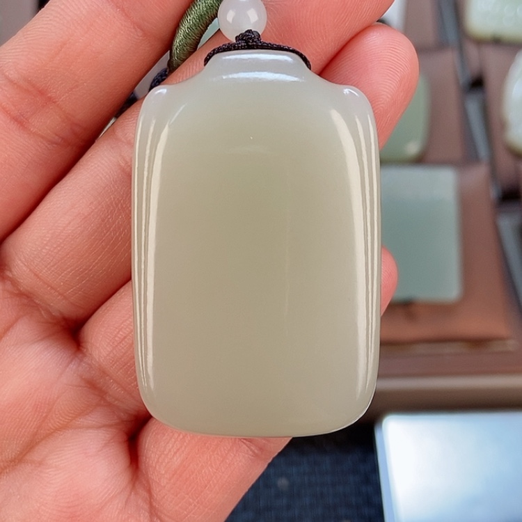 【闪购商品】和田玉颈饰未镶嵌