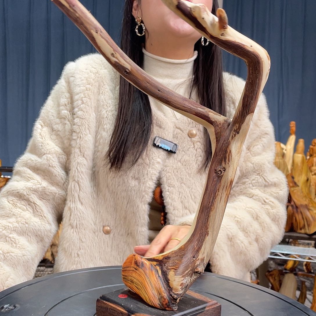 柏木（崖柏）随型艺术根雕