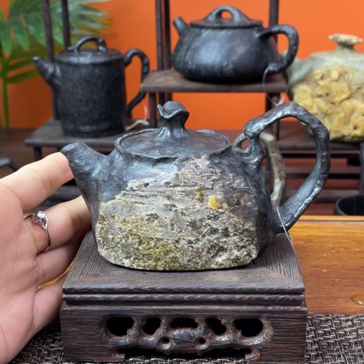 ?****?冰碛岩原皮随行壶