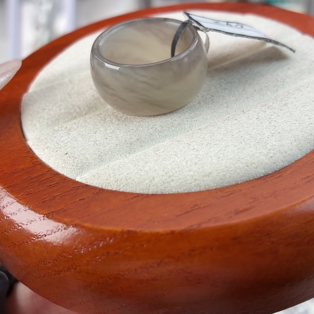 .***.和田玉未镶嵌戒指r17烟灰紫意境轮胎18.6