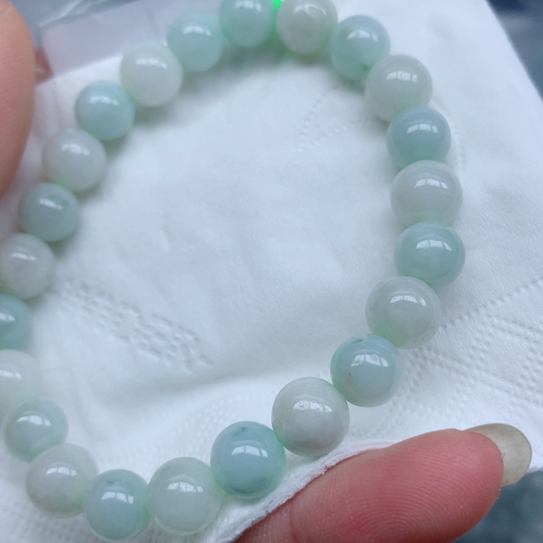 翡翠未镶嵌颈饰珠子