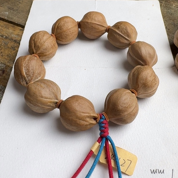 L***Y手串/手链橄榄核梅林铁核老树老核24×27