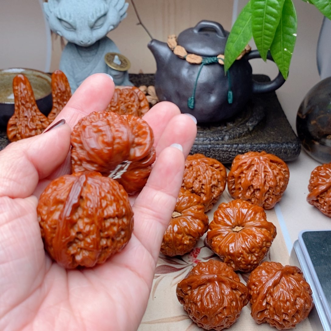 吊坠文玩核桃止*白狮子