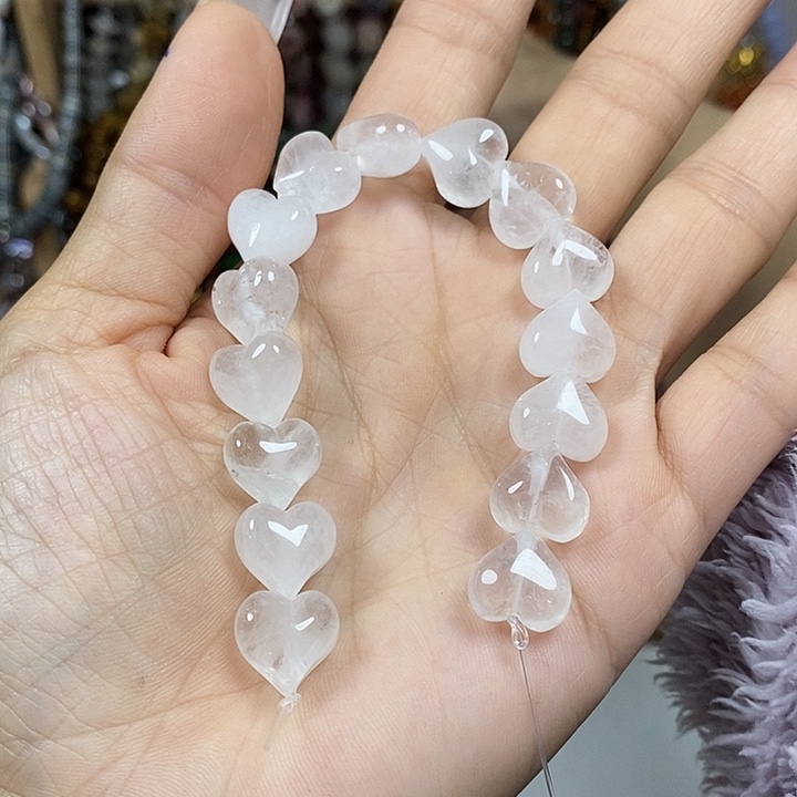 玛瑙/玉髓未镶嵌珠宝半成品天然白水晶屁桃卡12mm15颗