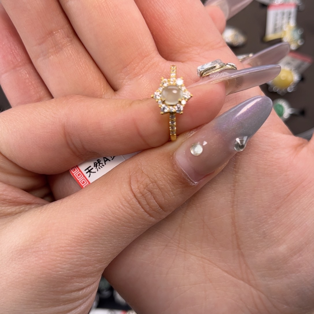 翡翠戒指银S925镶嵌66888