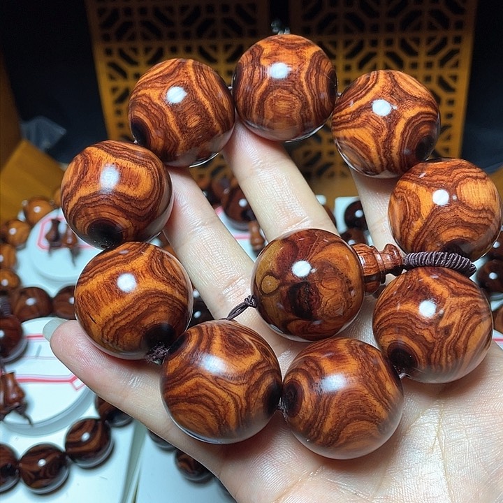 黄花梨/降香黄檀黄花梨3.0对眼