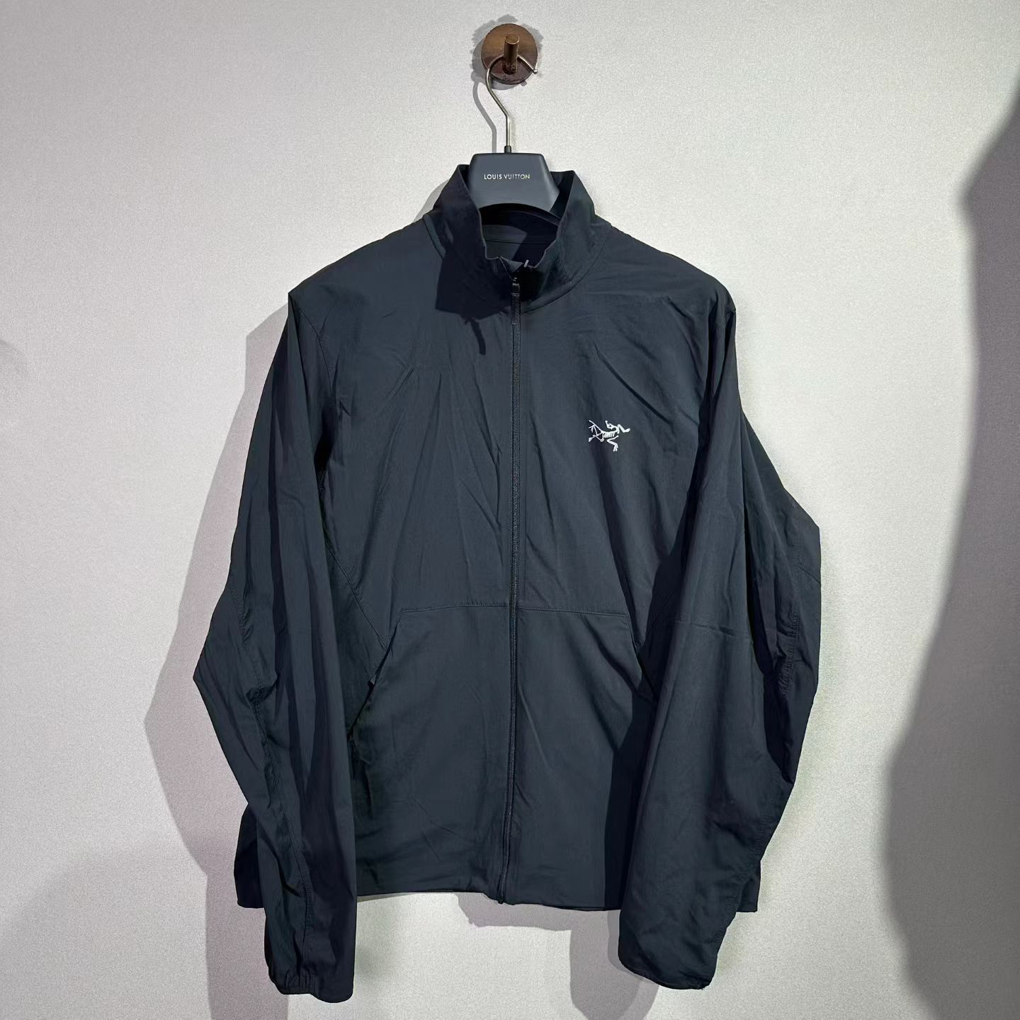 99新 ARC'TERYX/始祖鸟 ACROPLE 立领冲锋衣外套 尺码：L码