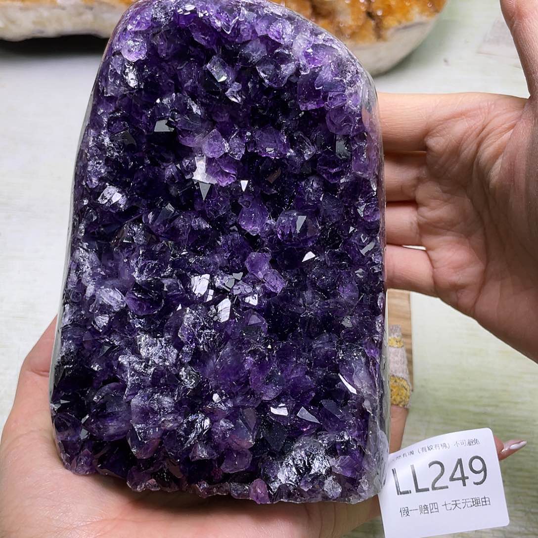 水晶摆件未镶嵌摆件