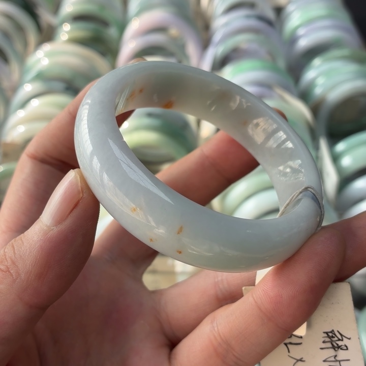 翡翠未镶嵌手镯翡翠手镯