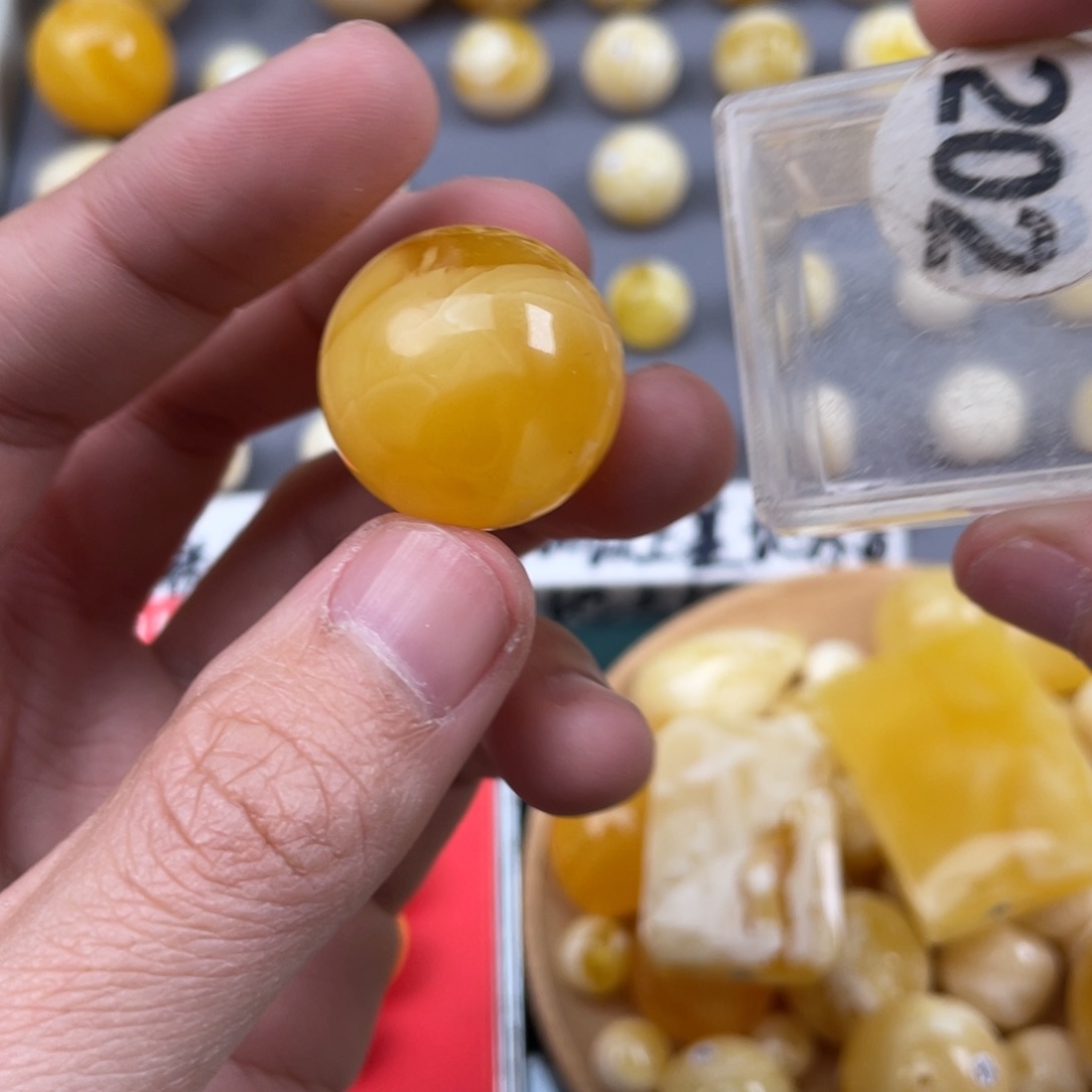 蜜蜡珠宝奇石未镶嵌