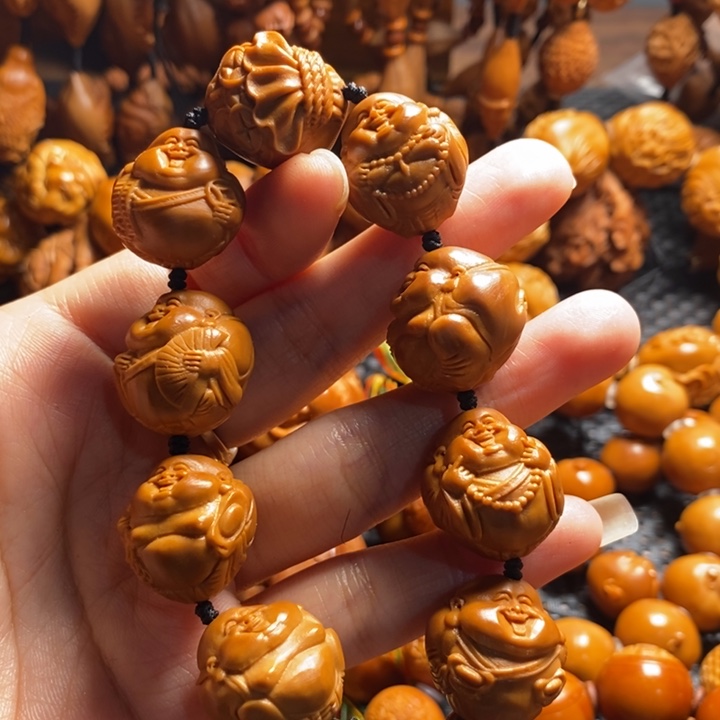 吊坠橄榄核光背弥勒