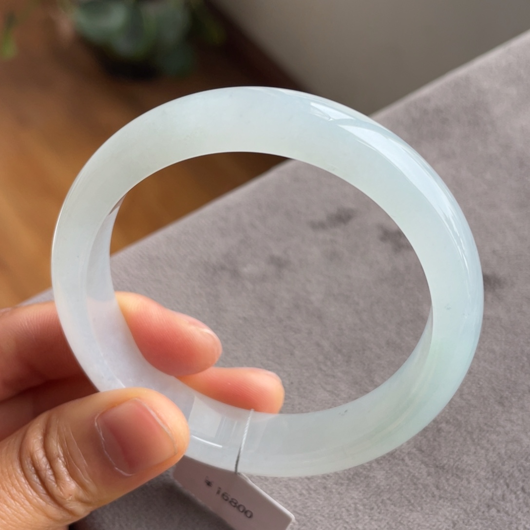 翡翠未镶嵌手镯水润