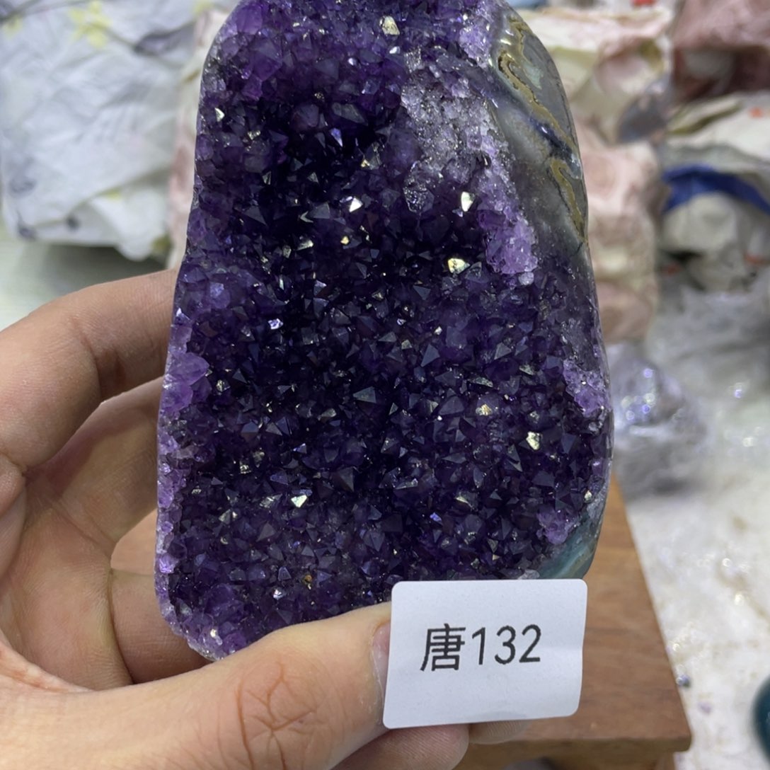 紫晶大型摆件（非配饰）未镶嵌