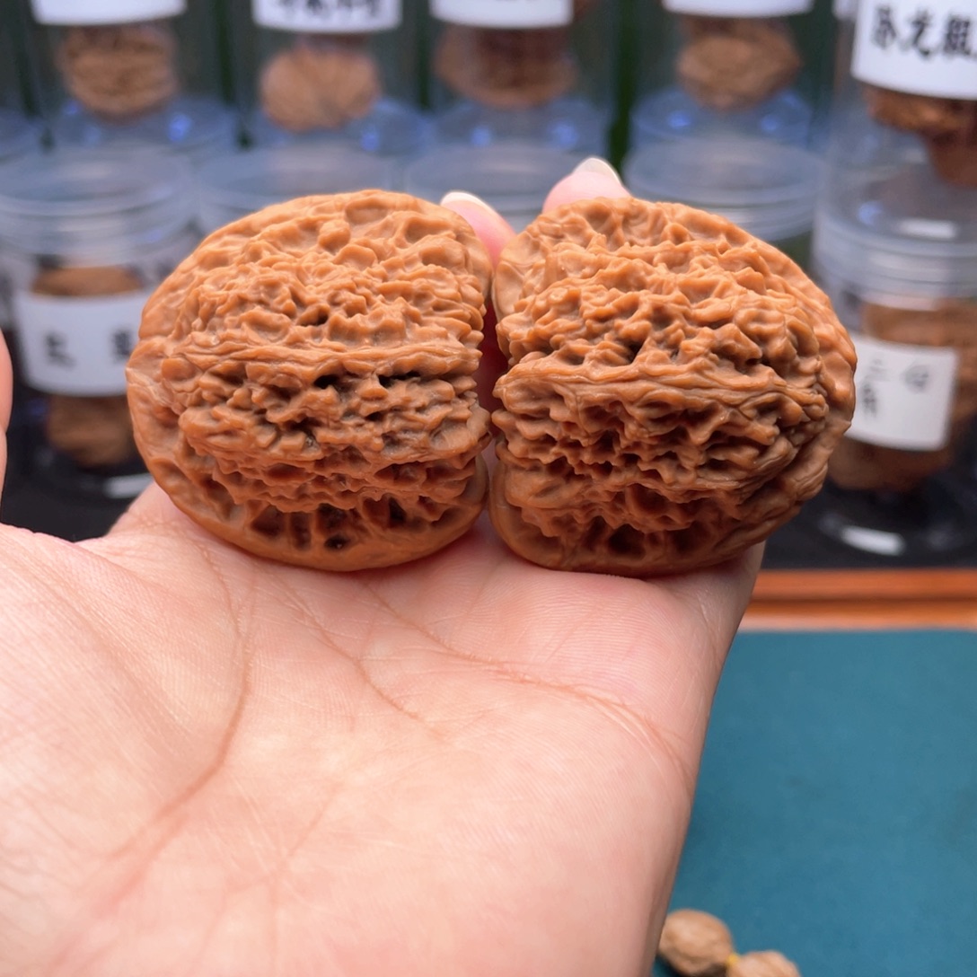 吊坠桃核44全品南疆石