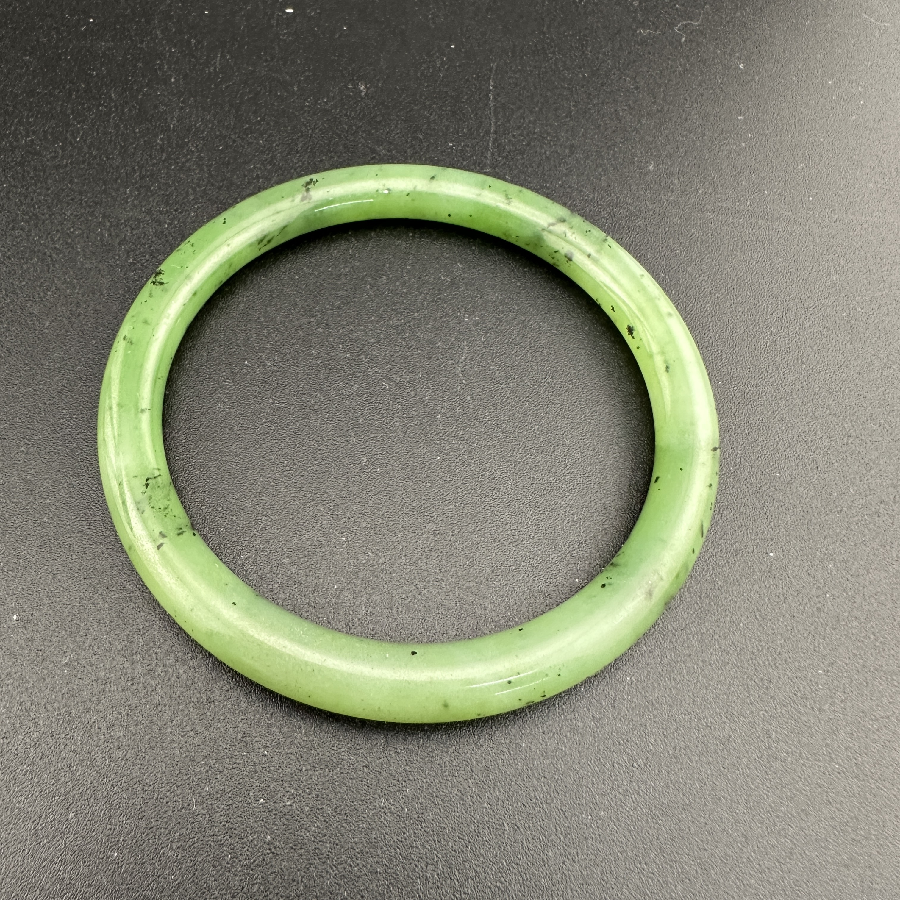 1206ZGYXH标081和田玉手镯多样性发货