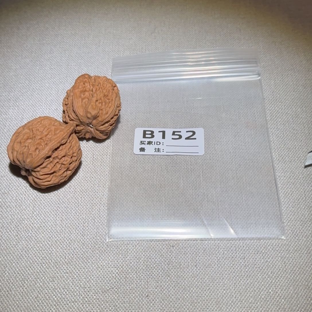 文玩核桃吊坠承德四喜152