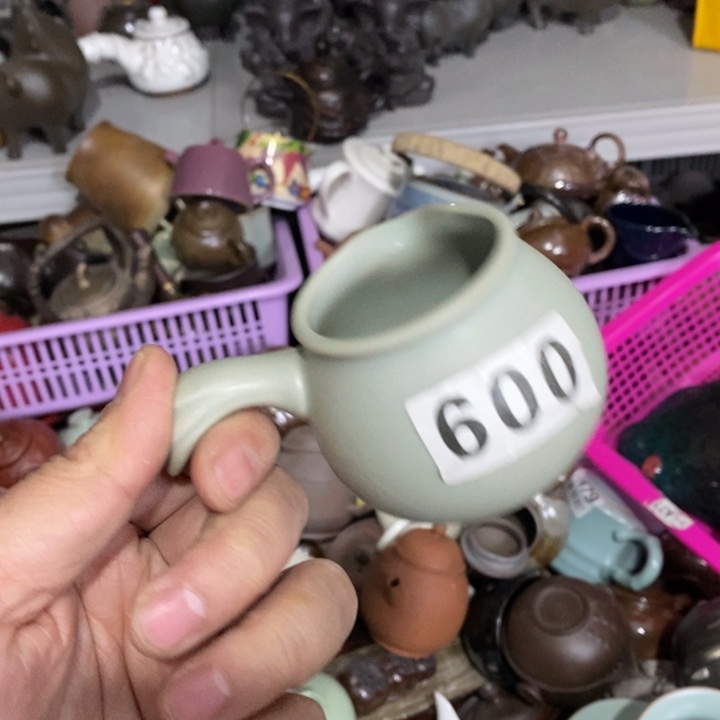 陶瓷艺术品及陶瓷壶