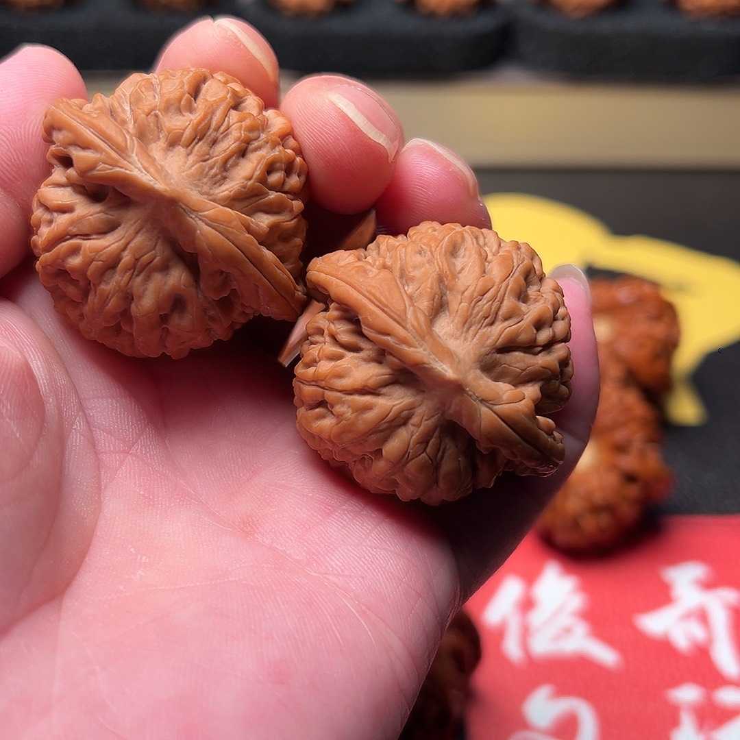 文玩核桃把件42 尺全品莲花