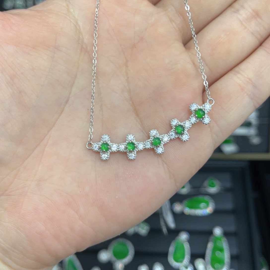 翡翠戒指银S925镶嵌翡翠项链