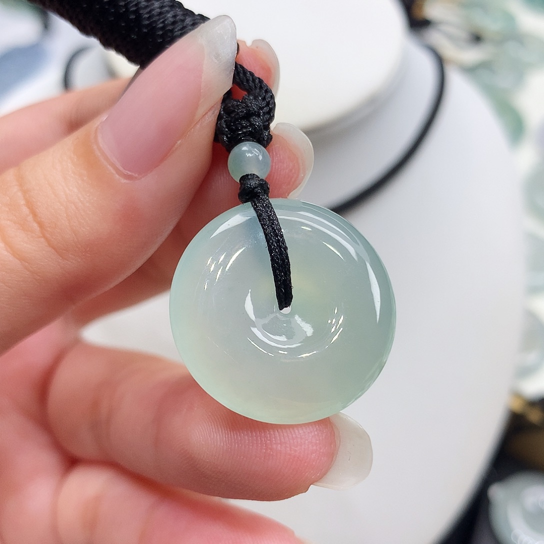 翡翠未镶嵌胸饰翡翠36，23.5/5.6