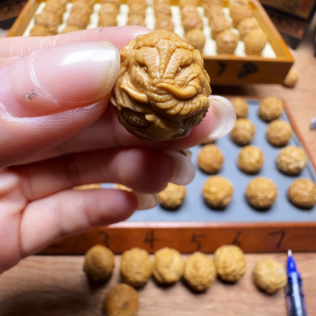 猴头核桃吊坠6狮驼岭