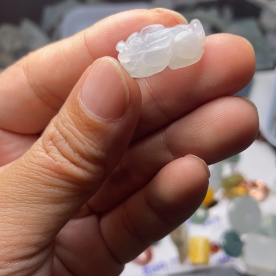 翡翠散珠翡翠貔貅