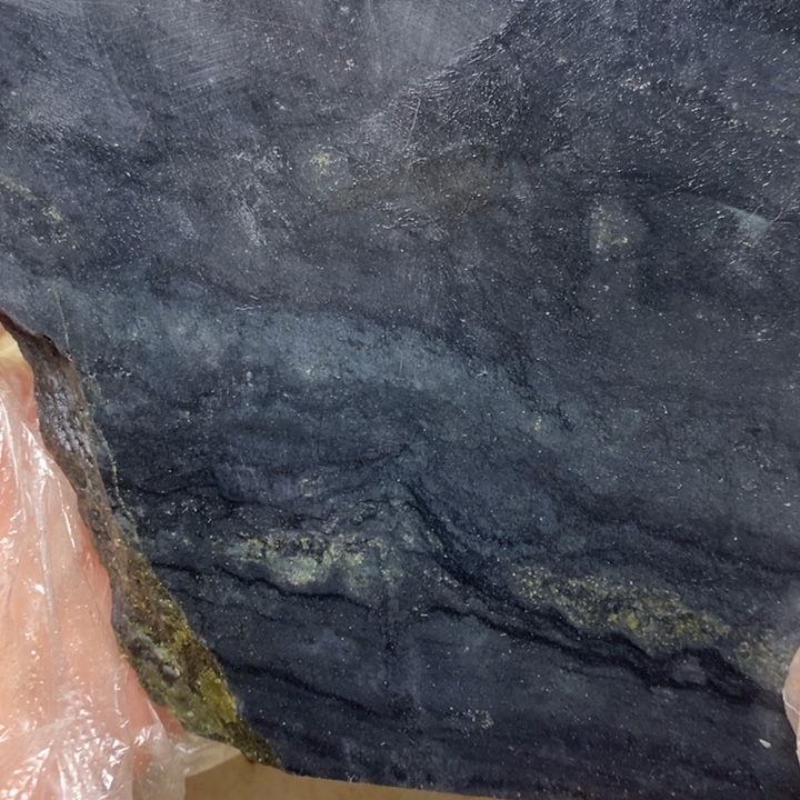 辰***泽和田玉未镶嵌珠宝奇石