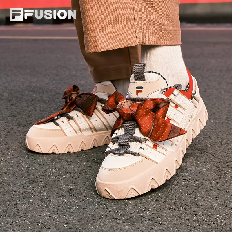 斐乐潮牌马上起飞 | 新年时尚PISA鞋T12W612922