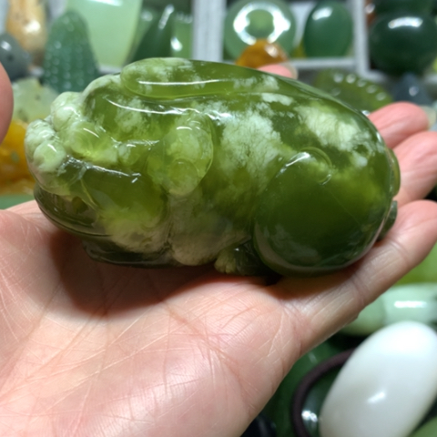 蛇纹石玉未镶嵌手把件