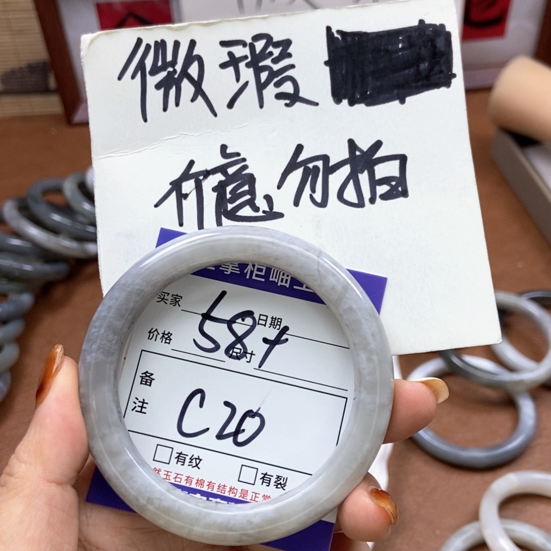 和田玉手镯手镯未镶嵌