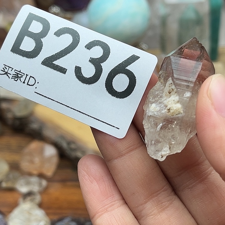 婉***r水晶珠宝半成品未镶嵌默认微瑕