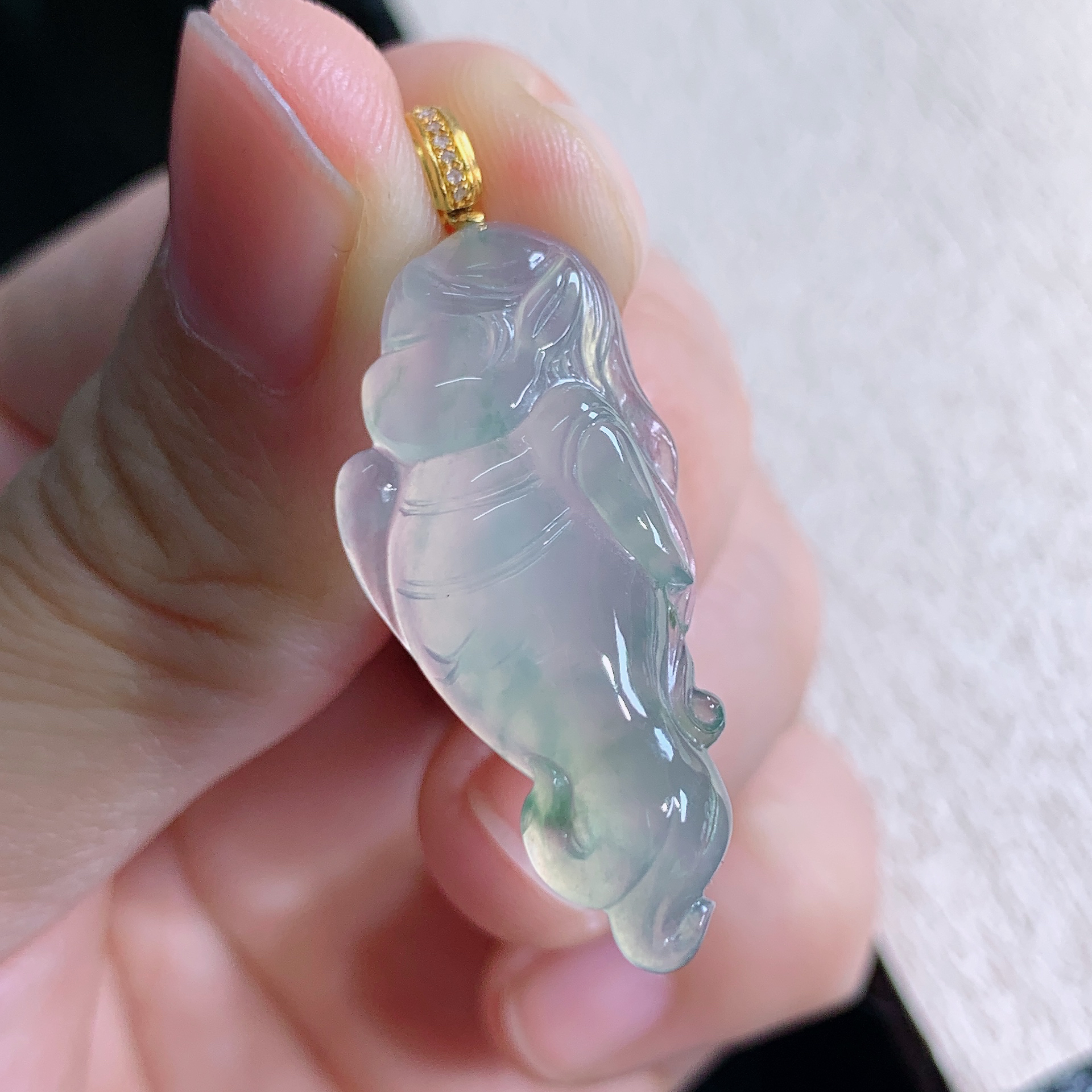 缅甸天然翡翠A货老坑冰种飘花美人鱼吊坠精品时尚32.1*14.7*5.4