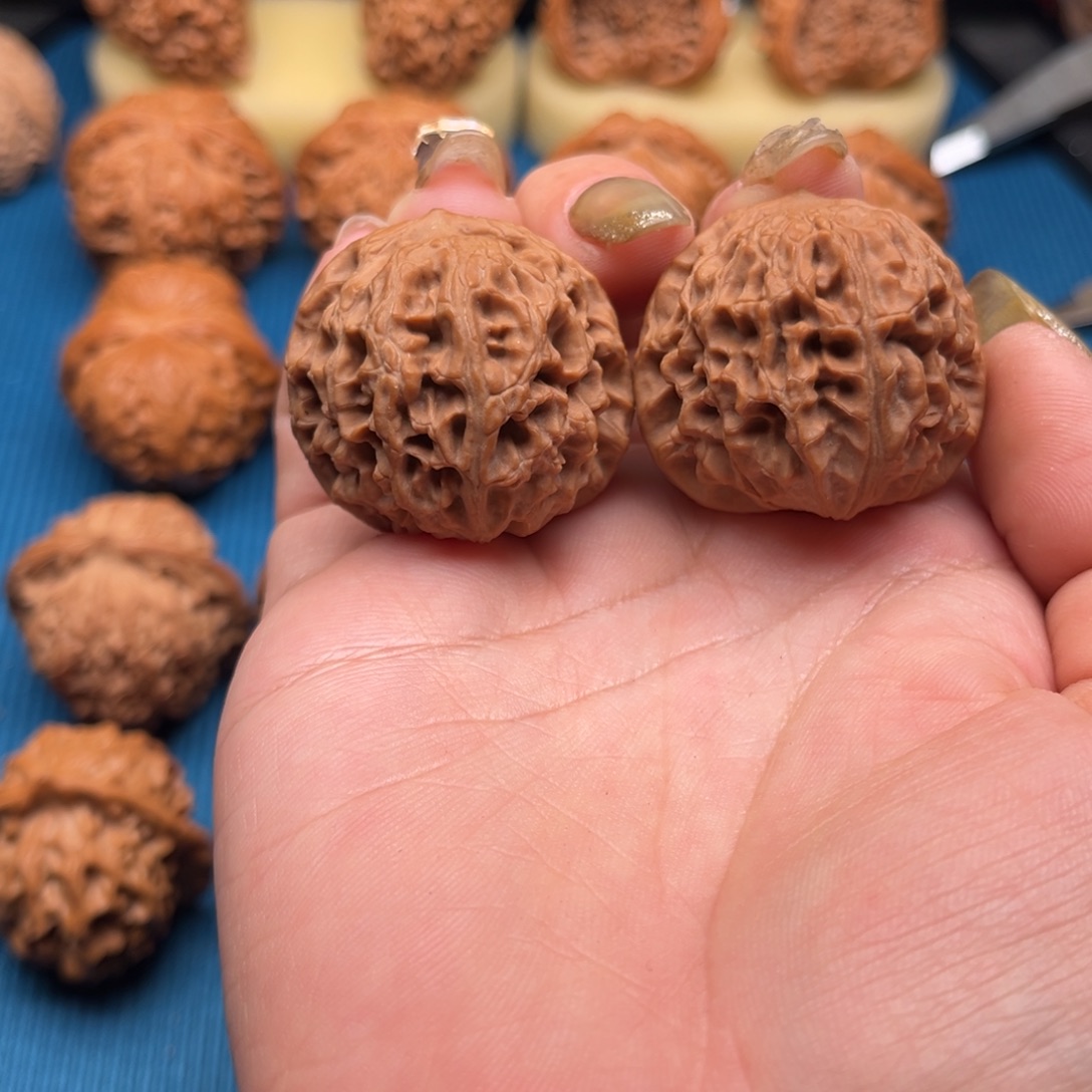 桃核吊坠35龙眼元宝文玩核桃