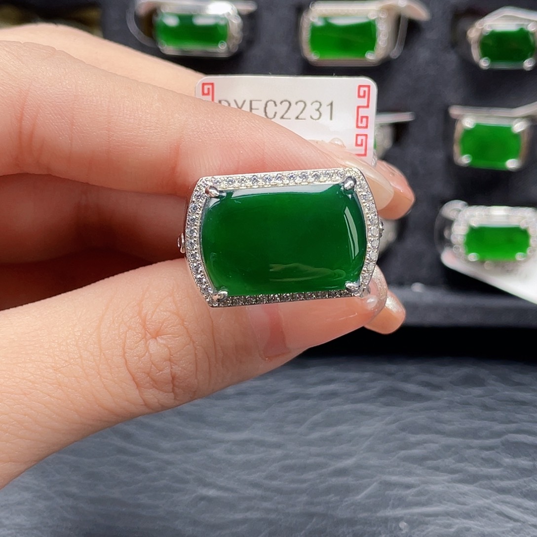 翡翠戒指银S925镶嵌旺****赁编号2231