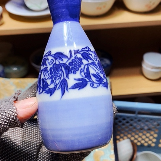 瓷片这新年快乐。万事如意