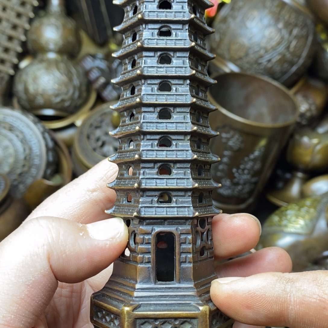 精美铜器，做工精致