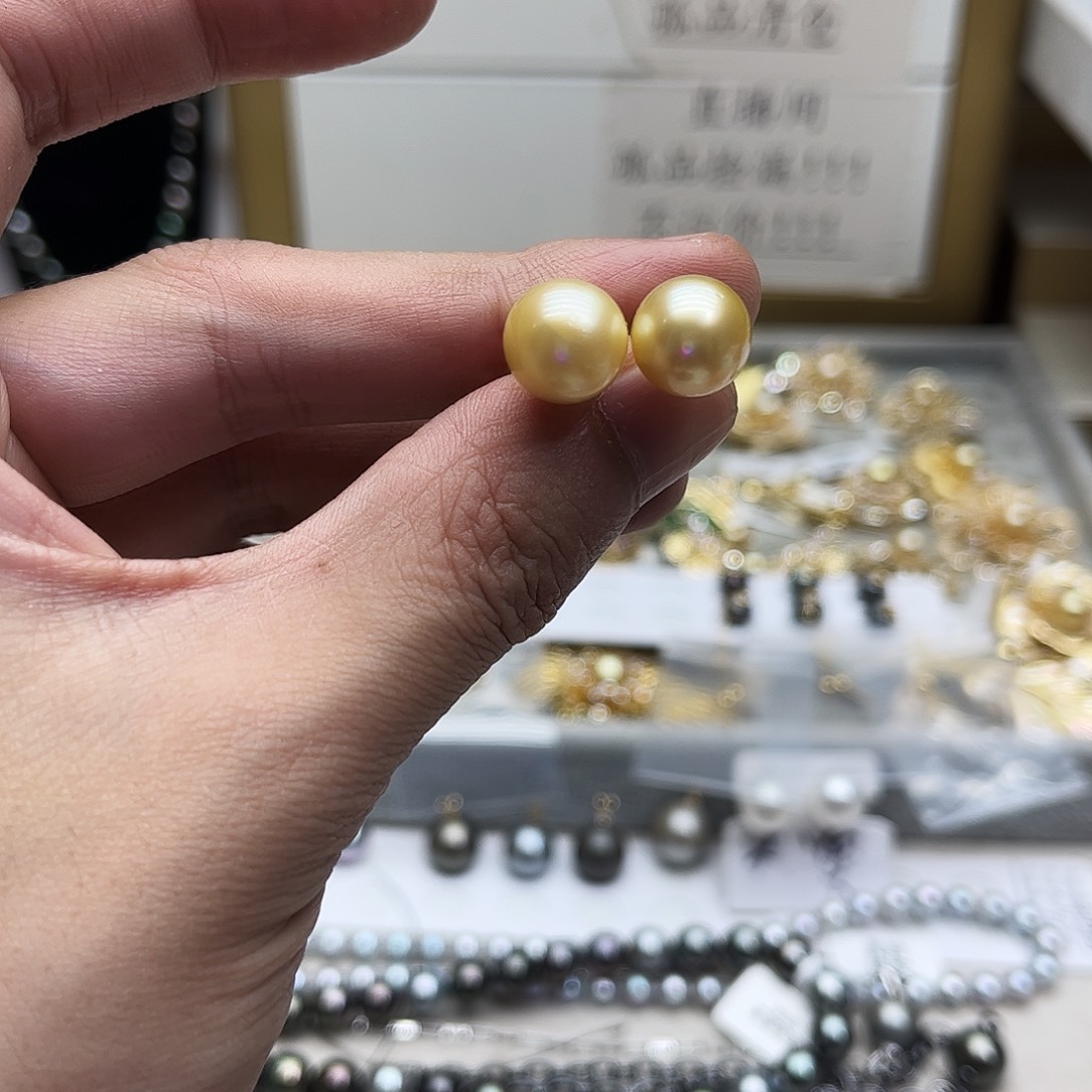 海水珍珠未镶嵌耳饰